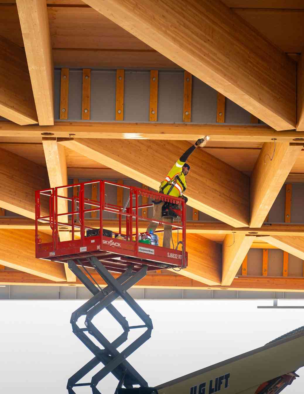 美国最大木结构建筑一期完工 可持续设计引关注(图3)