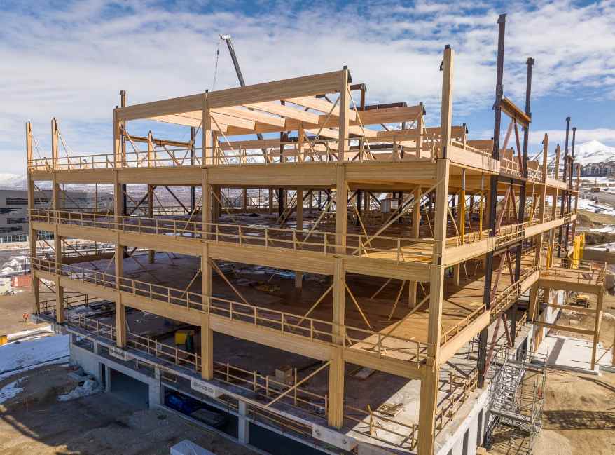 美国对加拿大木材加征关税冲击楼市 建筑成本上涨成焦点(图3)