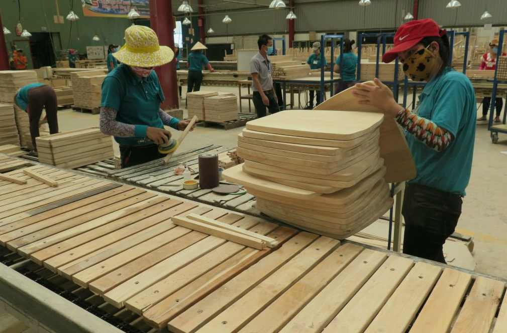 越南木材出口遭遇美国关税壁垒 行业面临转型挑战(图1)