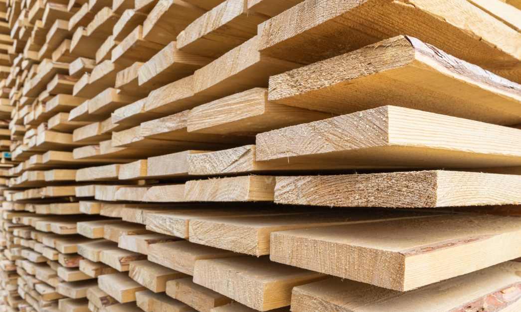 木材市场旺季不旺 金丝柚缺货北美材高位运行(图1)