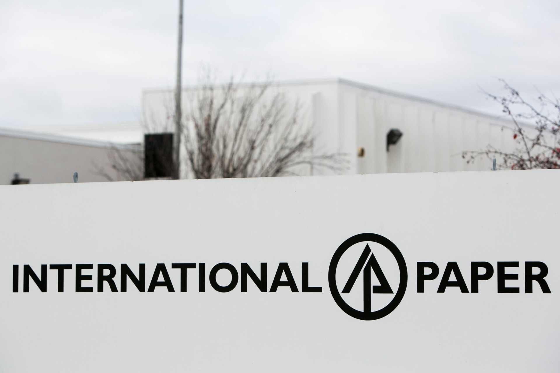 美国造纸巨头关闭三家工厂 1100人失业冲击地区经济(图1)